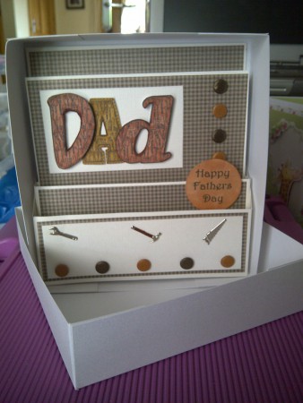 i was taught this technique at the work shops i attend at Dragons Paper Craft in Rugby
